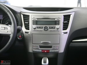 2010款2.5GT 自动豪华版 中控台