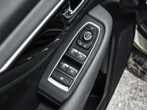 2021̽ EyeSight {܇ƅ^	