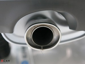 2010款2.5XS 豪华型 排气管