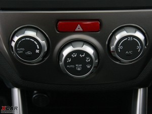 2010款2.5XS 豪华型 空调调节
