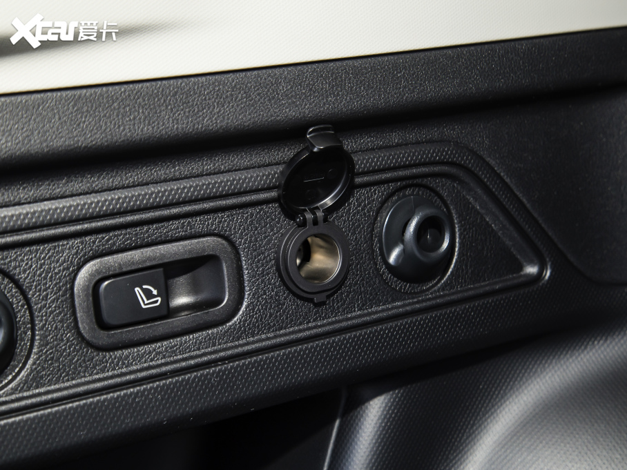 2022��ɭ���� 2.0i ���A��