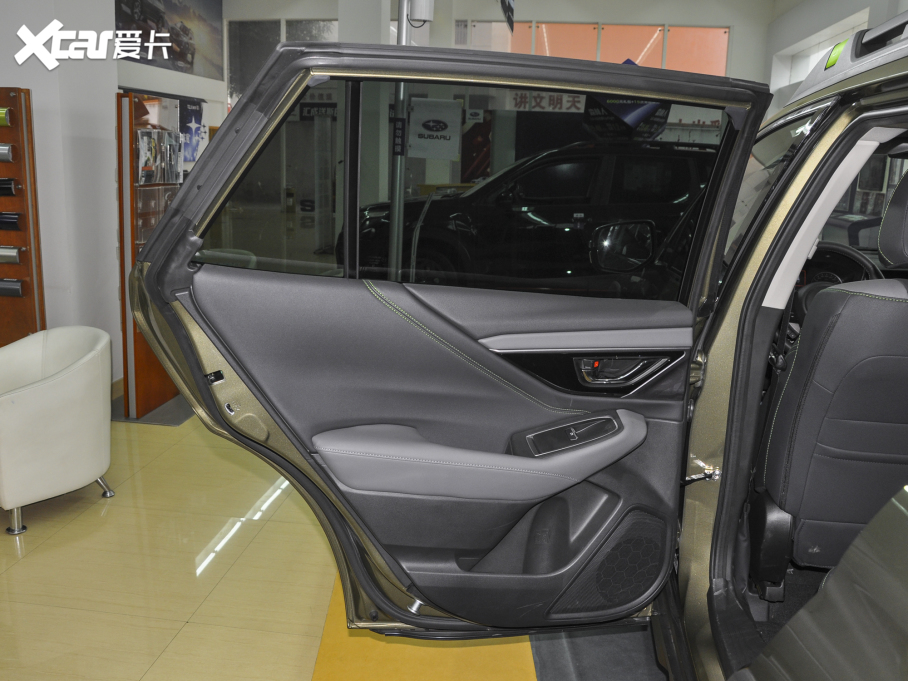 2022 2.5i ̽ EyeSight