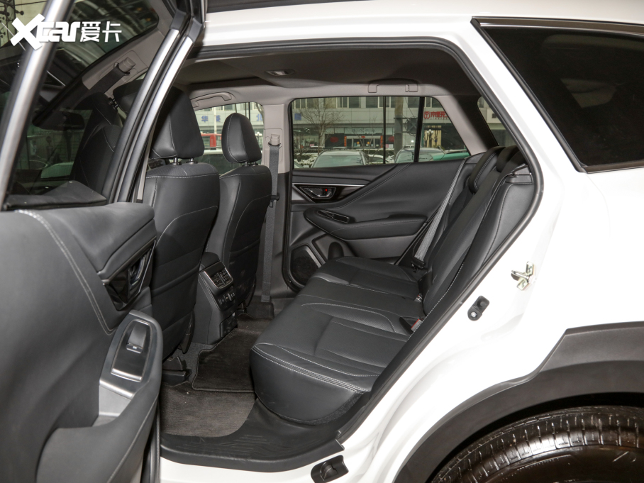 2022 2.5i \Ӱ EyeSight