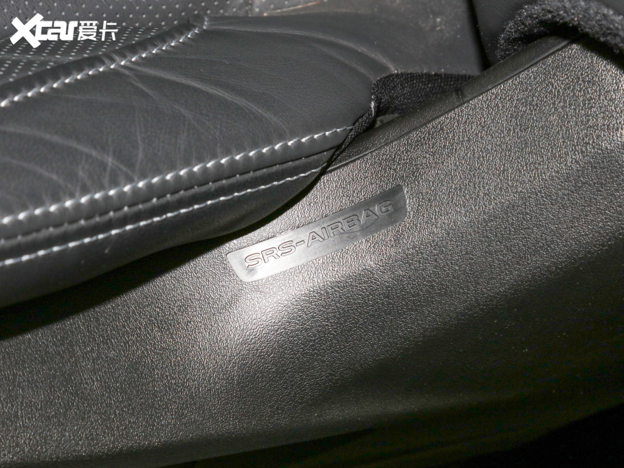 2022 2.5i \Ӱ EyeSight