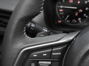 20232.5i AWDAEyeSight п؅^