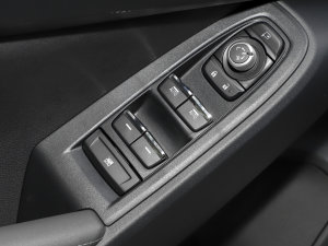 20232.5i AWDAEyeSight п؅^(q)