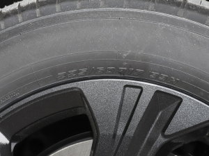 20232.5i AWDӢEyeSight ݆̥ߴ