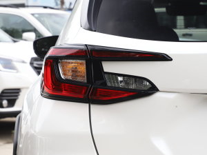 20232.5i AWDӢEyeSight ^