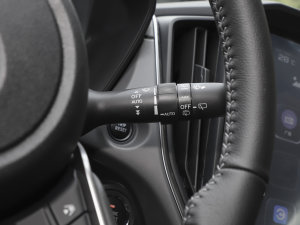 20232.5i AWDӢEyeSight п؅^