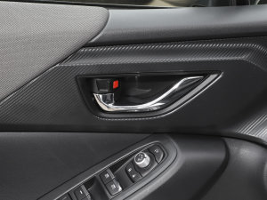 20232.5i AWDӢEyeSight п؅^