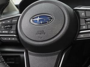 20232.5i AWDӢEyeSight п؅^