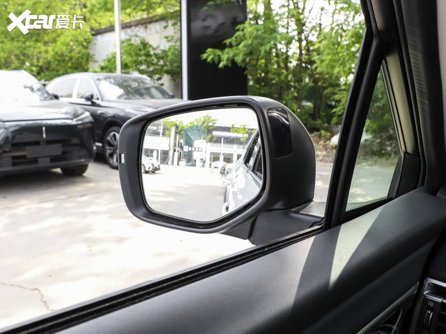 2023 2.5i AWD\ӰEyeSight