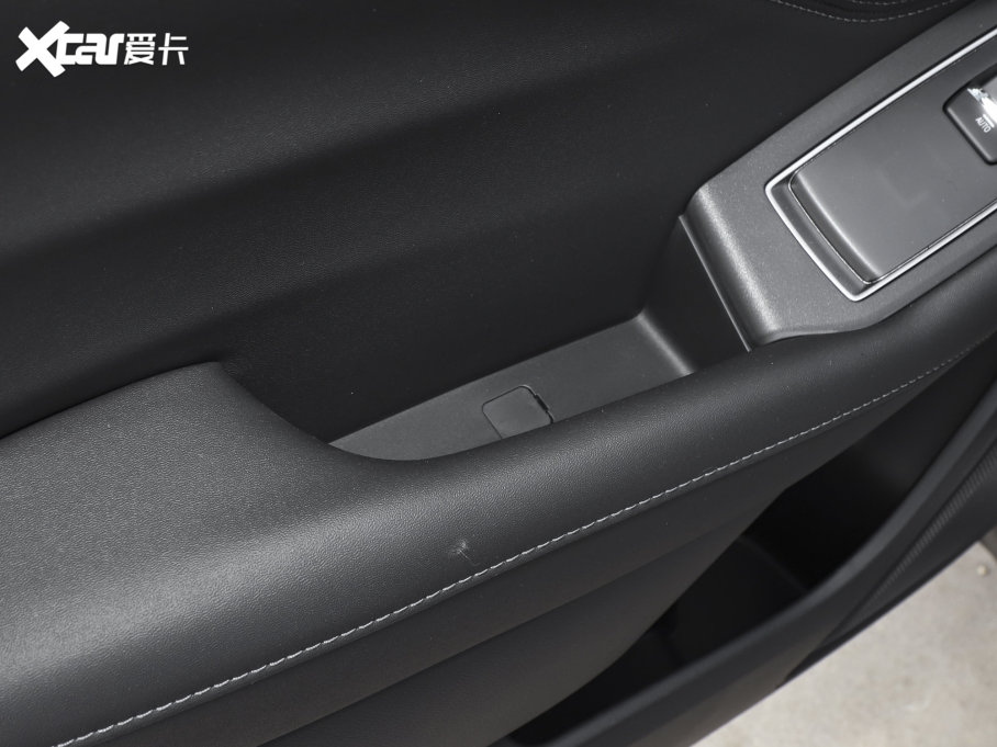 2023 2.5i AWD\ӰEyeSight