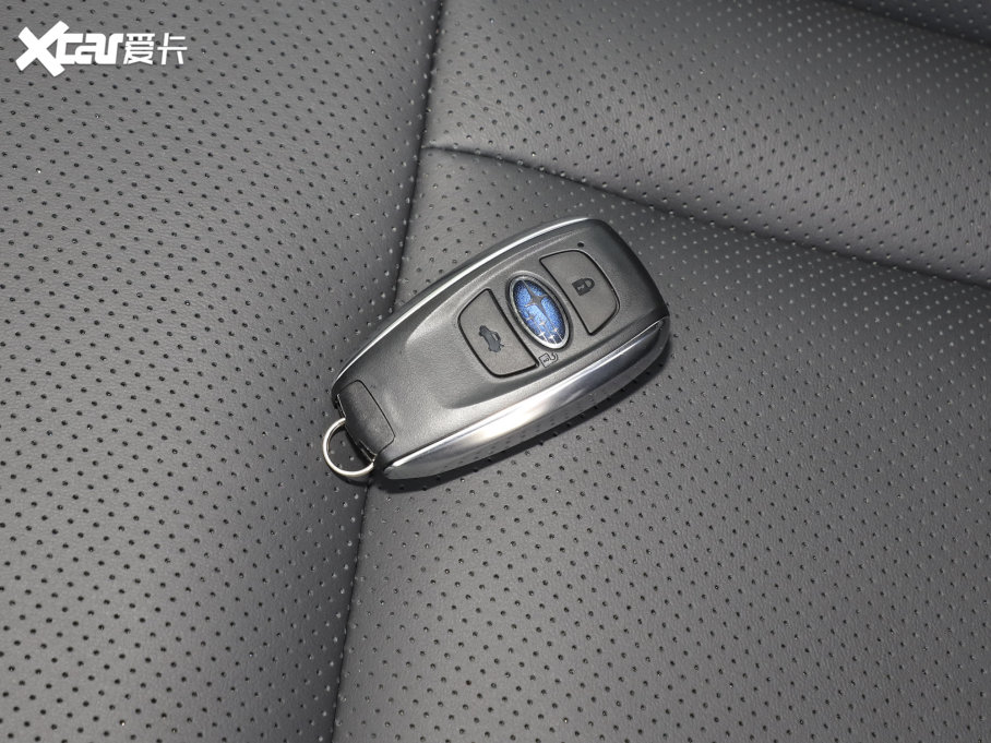 2023 2.5i AWD\ӰEyeSight