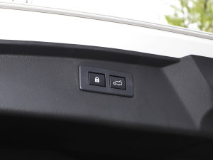 20232.5i AWD̽EyeSight g