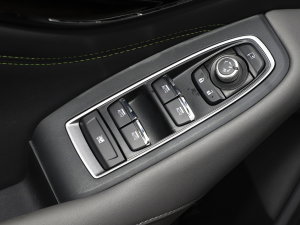 20232.5i AWD̽EyeSight п؅^