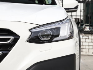 20232.5i AWD\ӰEyeSight ^