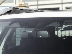 20232.5i AWD\ӰEyeSight ^