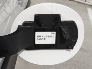 20232.5i AWD\ӰEyeSight ^