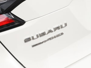 20232.5i AWD\ӰEyeSight ^