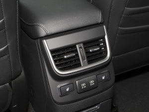 20232.5i AWD\ӰEyeSight п؅^