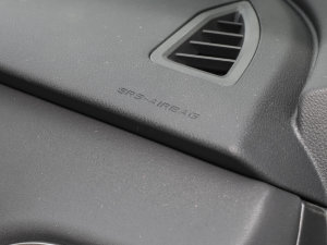 20232.5i AWD\ӰEyeSight п؅^