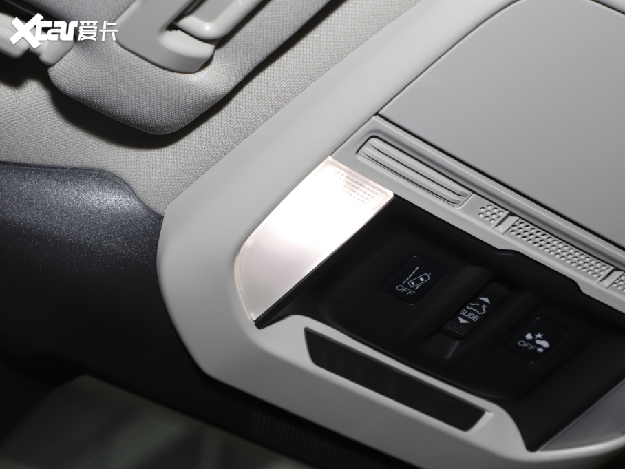 2024ɭ 2.0i AWDAEyeSight