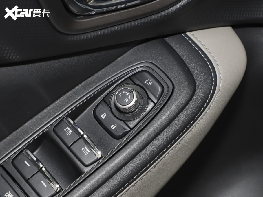 2024ɭ 2.0i AWDAEyeSight