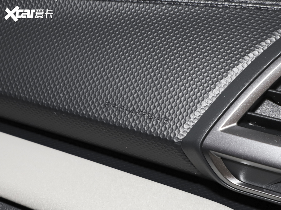 2024ɭ 2.0i AWDAEyeSight