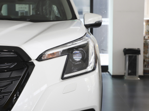 20242.0i AWDAEyeSight ^