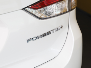 20242.0i AWDAEyeSight ^