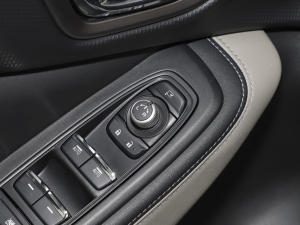 20242.0i AWDAEyeSight п؅^