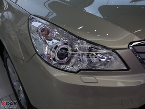 2010款2.5i 豪华版 大灯