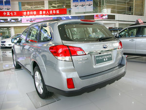 2010款2.5i 豪华导航版 整体外观