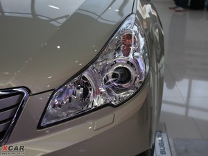 2010款2.5i 豪华版 细节外观