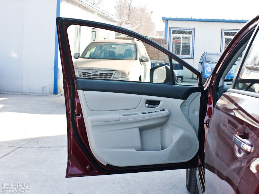 2012˹³XV 2.0L CVT