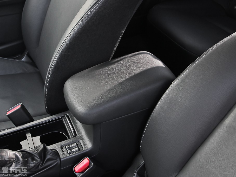 2012˹XV 2.0L CVTA(do)