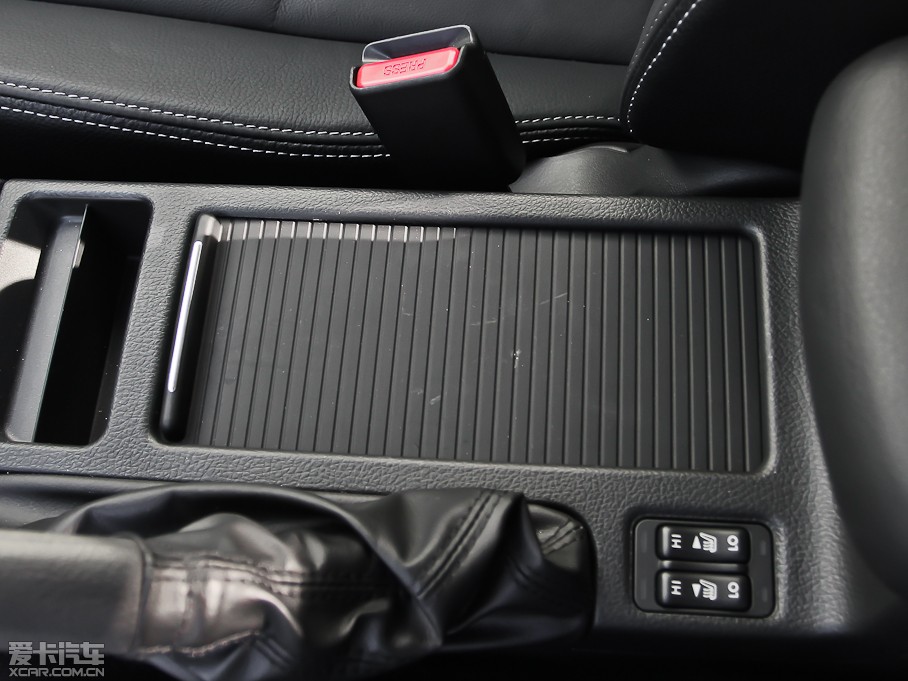 2012˹XV 2.0L CVTA(do)