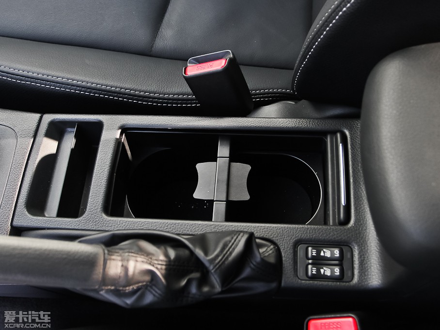 2012˹XV 2.0L CVTA(do)