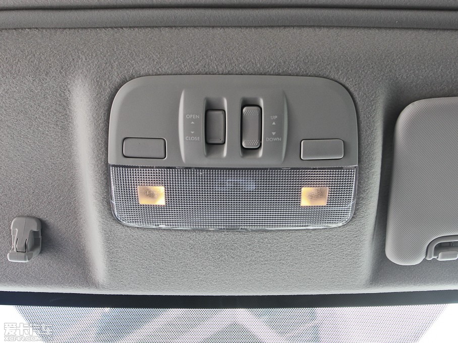 2012˹XV 2.0L CVTA(do)