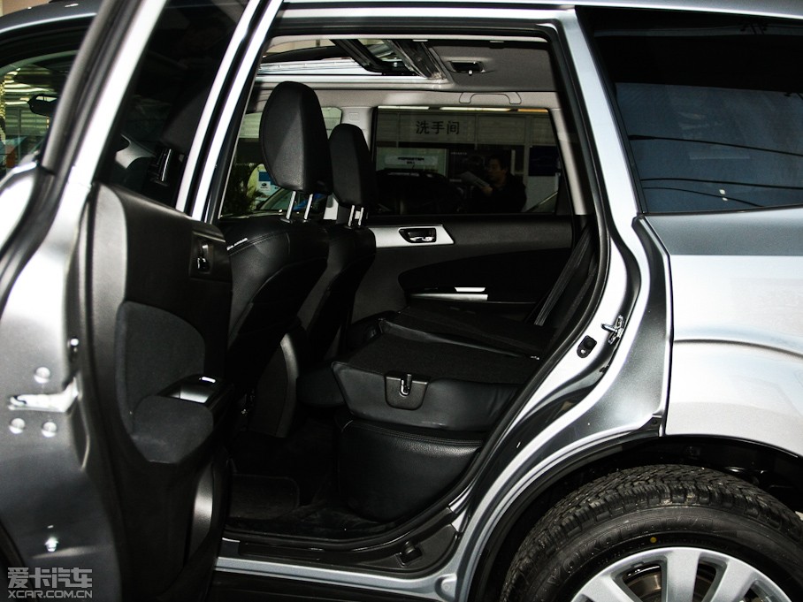 2012ɭ (jng) 2.5XS ԄӺA