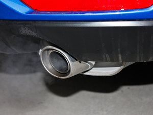 2012款经典 2.5T S-EDITION 自动豪华导航版 排气管