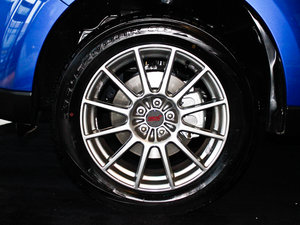 2012款经典 2.5T S-EDITION 自动豪华导航版 轮圈