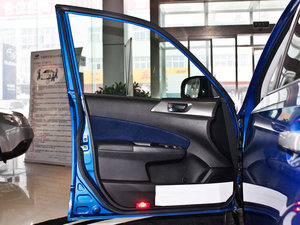 2012款经典 2.5T S-EDITION 自动豪华导航版 驾驶位车门