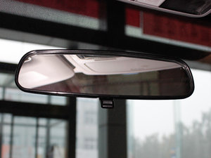 2012款经典 2.5T S-EDITION 自动豪华导航版 车内后视镜
