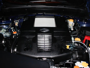 2012款经典 2.5T S-EDITION 自动豪华导航版 发动机
