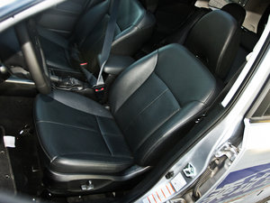 2012款经典 2.5XS 自动豪华版 主驾驶座椅