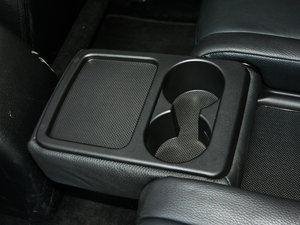 2012款经典 2.5XS 自动豪华版 空间座椅