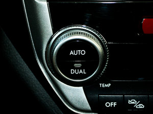 2012(jng) 2.5XS Ԅ(dng)A п؅^(q)