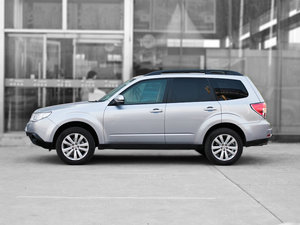 2012款经典 2.5XT 自动豪华导航版 正侧（左）